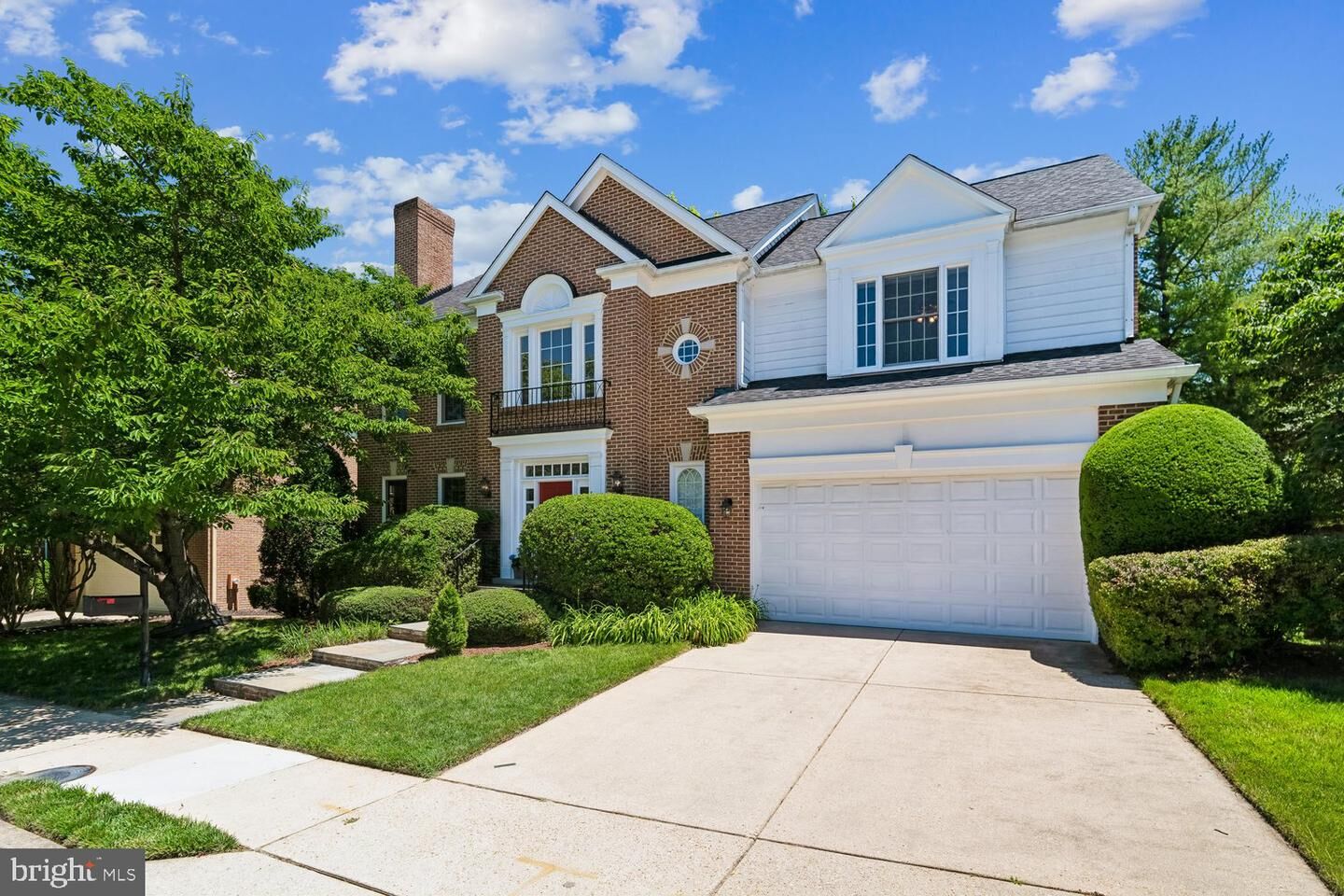 Property Photo:  5105 Warren Place NW  DC 20016 
