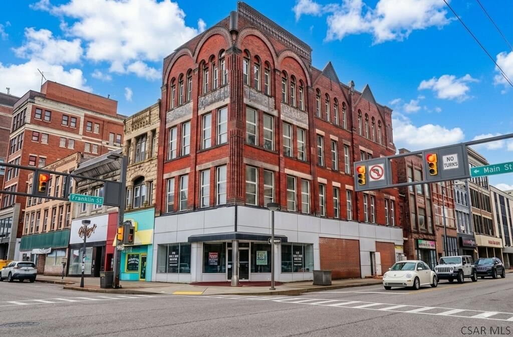 Property Photo:  500 Main Street 402  PA 15901 