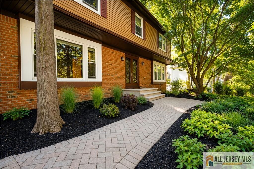 Property Photo:  11 Buffalo Run  NJ 08816 