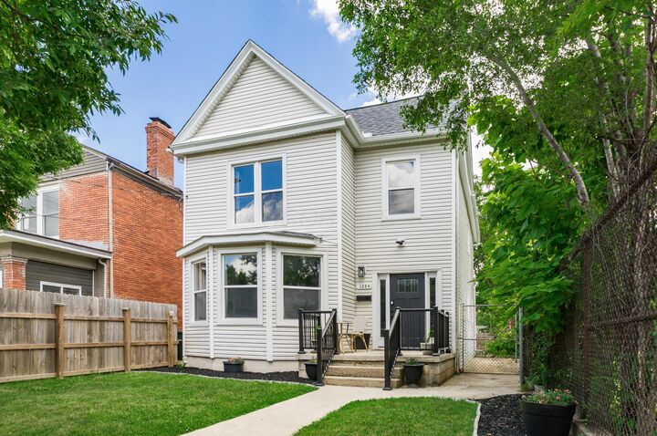 Property Photo:  1284 E Mound Street  OH 43205 