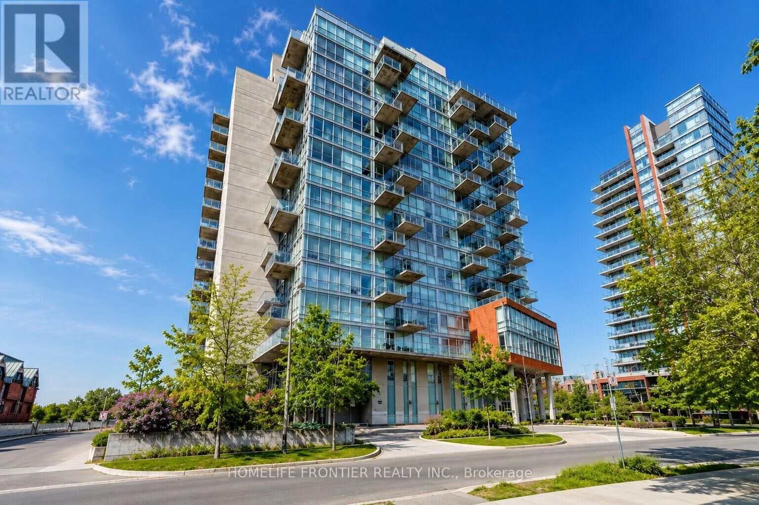 Property Photo: 30 Canterbury Place 703 ON M2N 0B9
