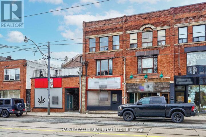 Property Photo:  1046 Bathurst Street Unit 2  ON M5R 3G7 