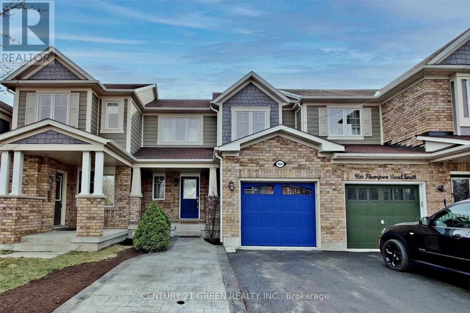 Property Photo:  968 Thompson Road South  ON L9T 0L7 
