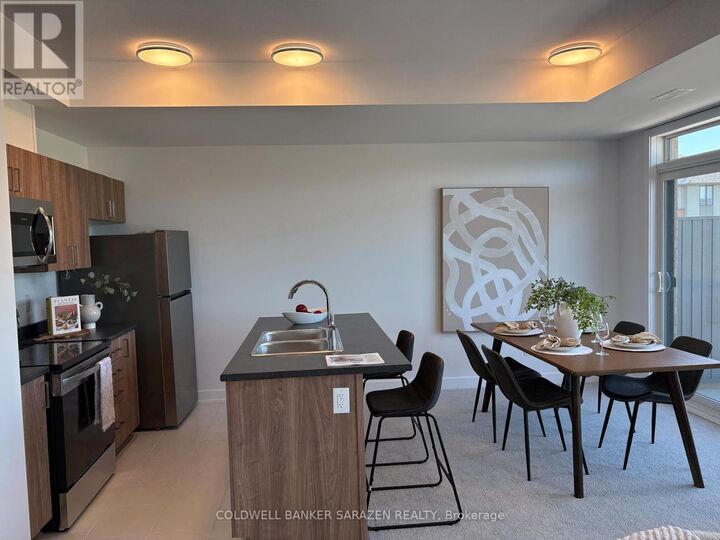 Property Photo: 33 Salamander Way ON K1X 0G1
