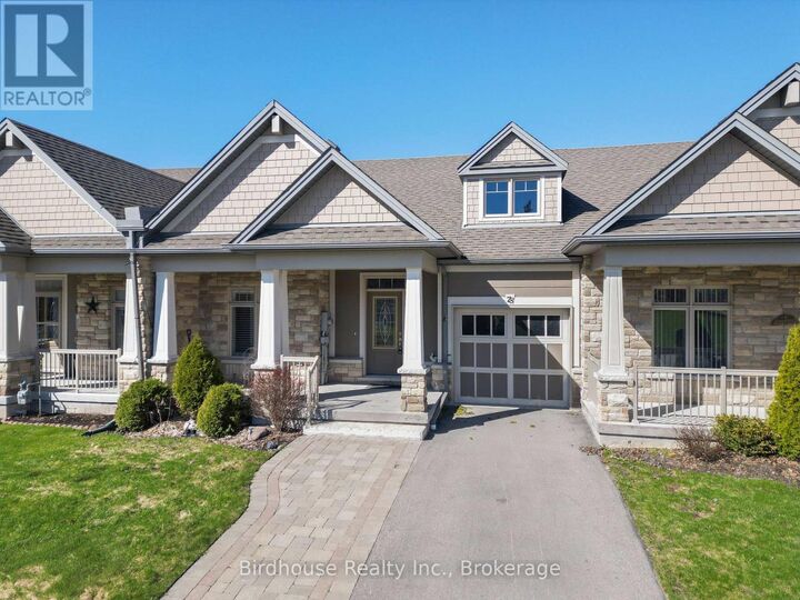 Property Photo:  78 Chadwin Drive  ON K9V 0E9 