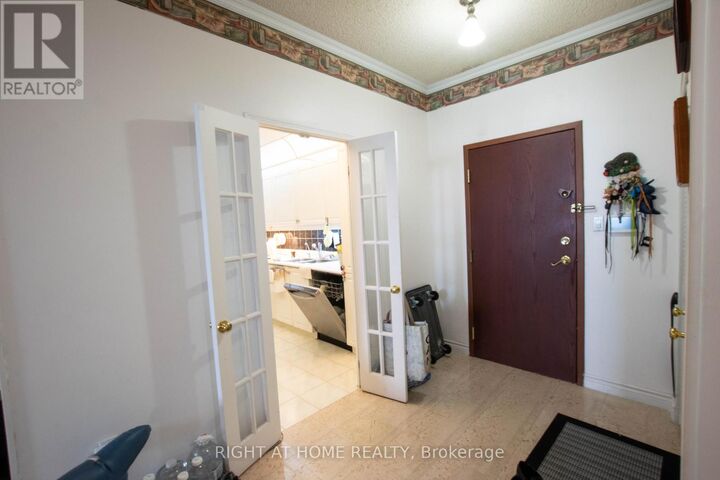 Property Photo:  168 Bonis Avenue 2106  ON M1T 3V6 