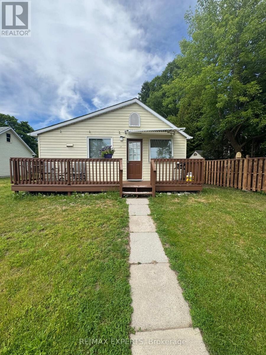 Property Photo: 130 South Rankin Street Unit A ON N0H 2L0