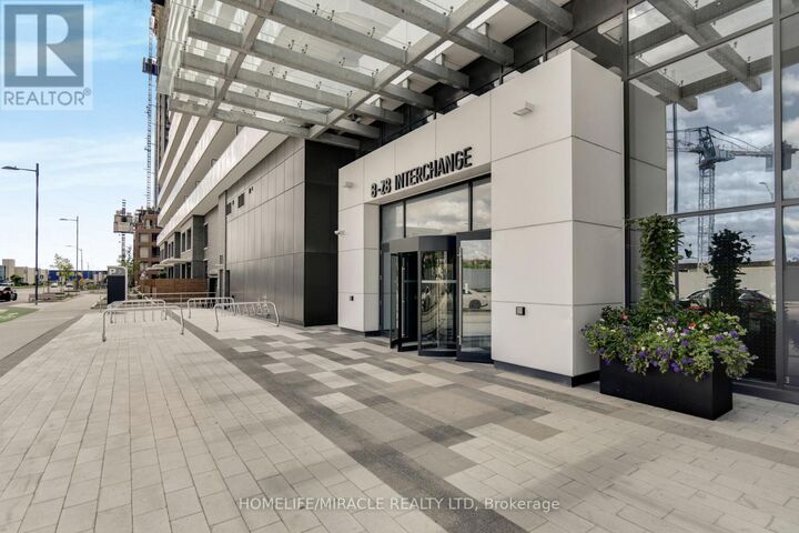 Property Photo: 28 Interchange Way 702 ON L4K 0P8