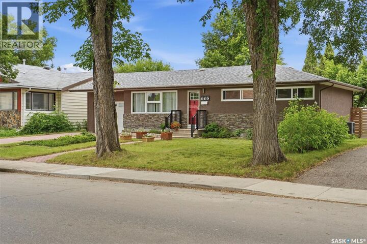 Property Photo: 445 Witney Avenue S SK S7M 3K6