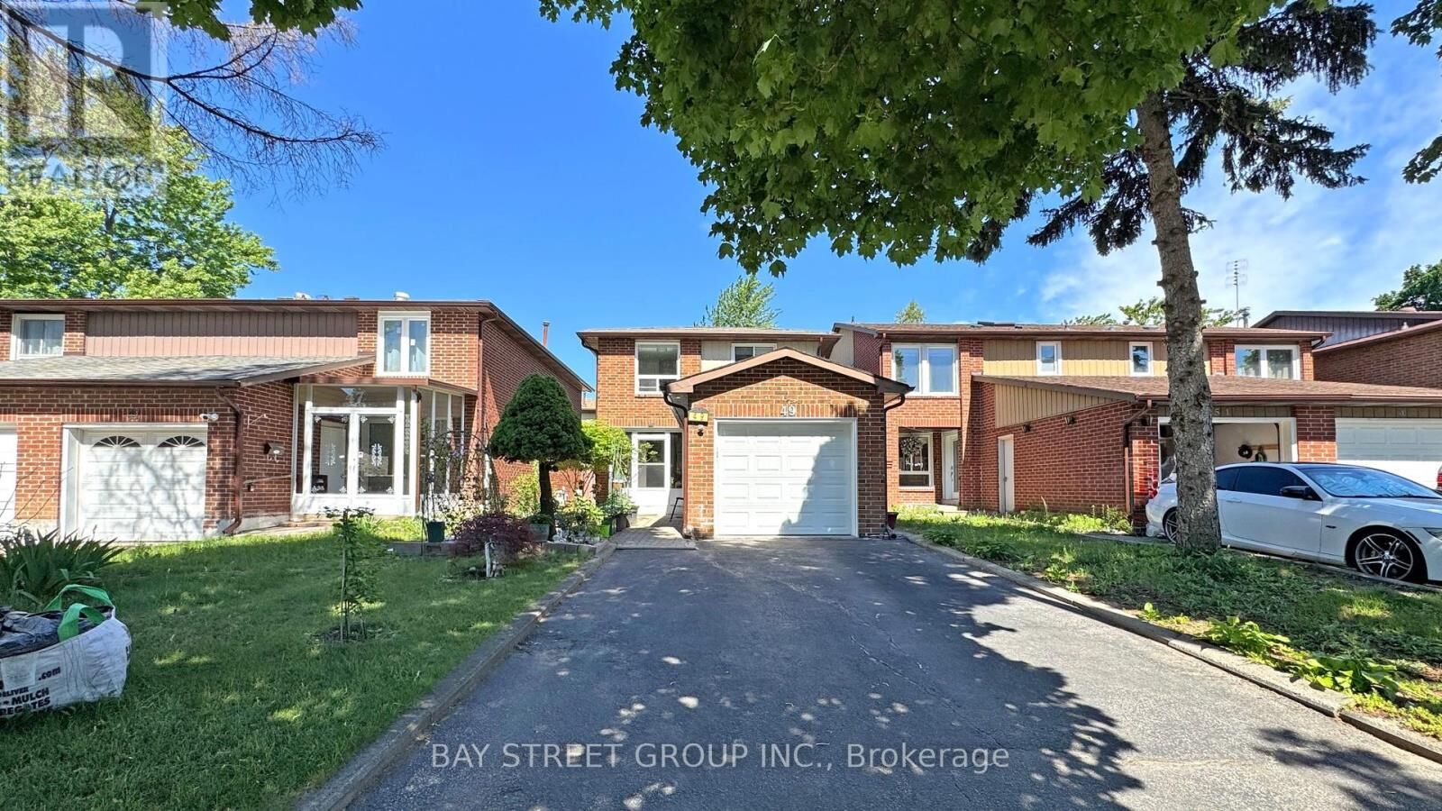 Property Photo:  49 Pepperell Crescent  ON L3R 3G9 