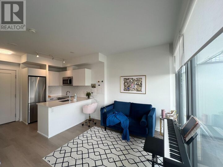 Property Photo:  57 St Joseph Street 2703  ON M5S 0C5 