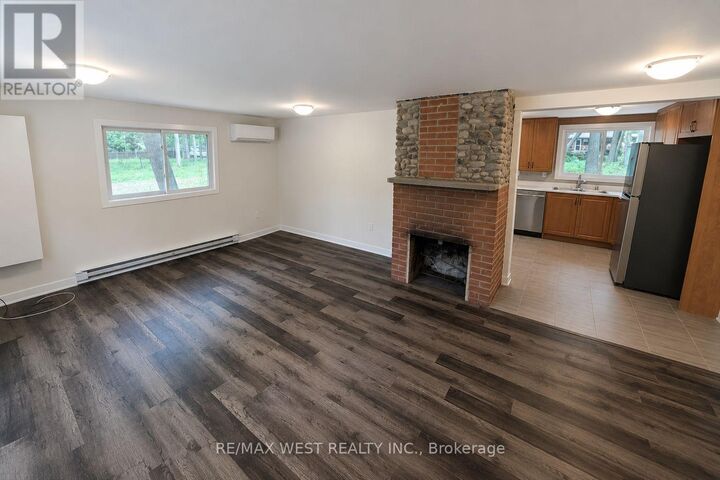 Property Photo:  91 30th Street North  ON L9Z 2C8 