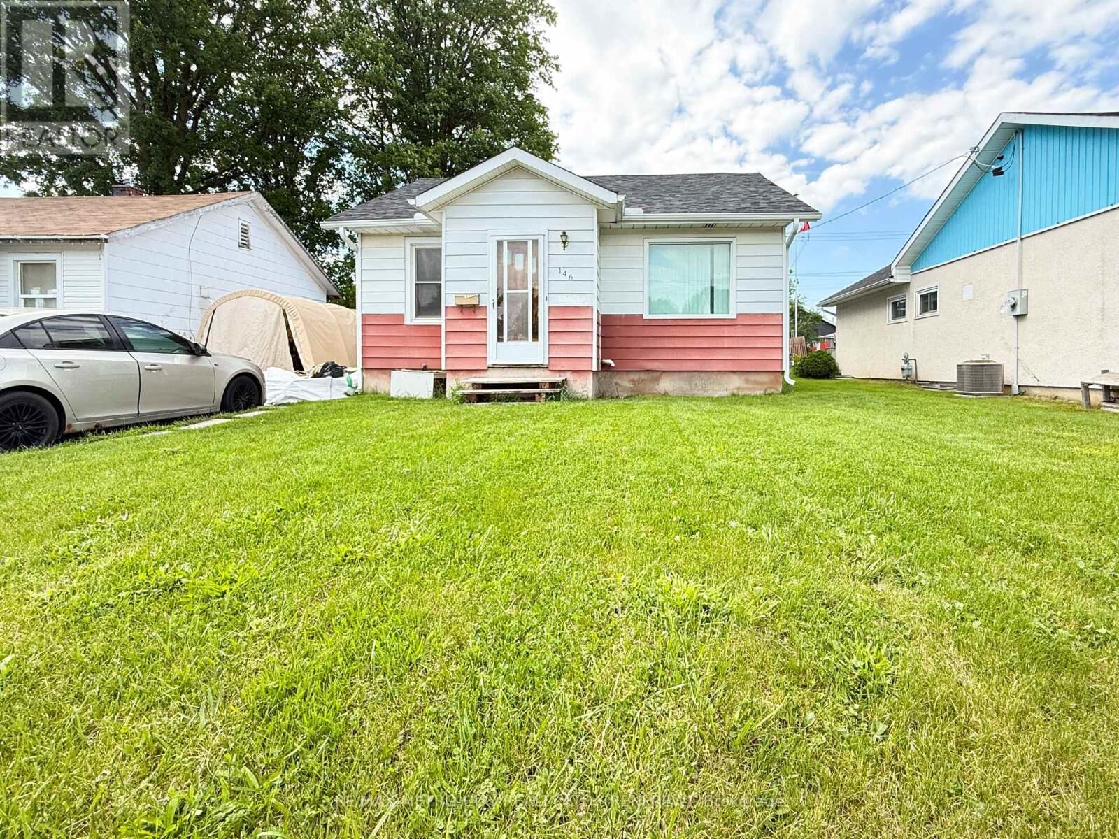 Property Photo:  146 Cameron Avenue  ON K7V 3V5 