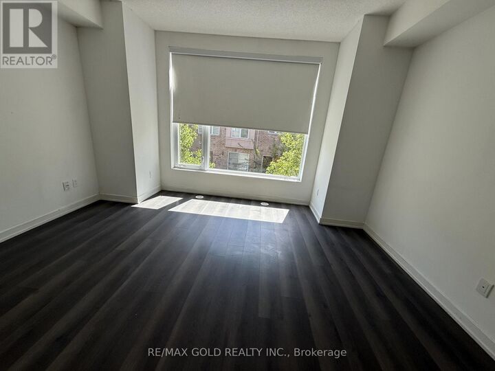 Property Photo:  200 Malta Avenue 92  ON L6Y 6H8 