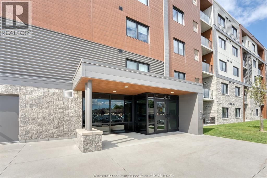 Property Photo: 4578 Huron Church Line Road 107 ON N9H 0M2