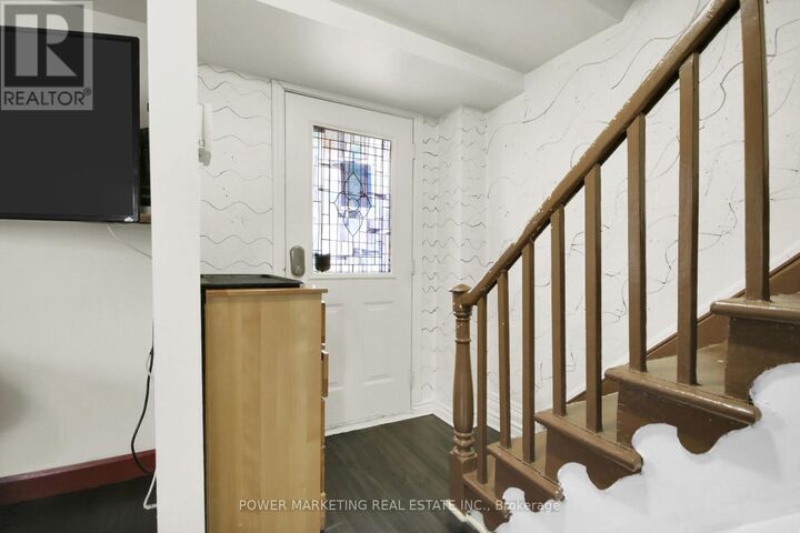 Property Photo:  78 Ormond Street  ON K6V 2K6 
