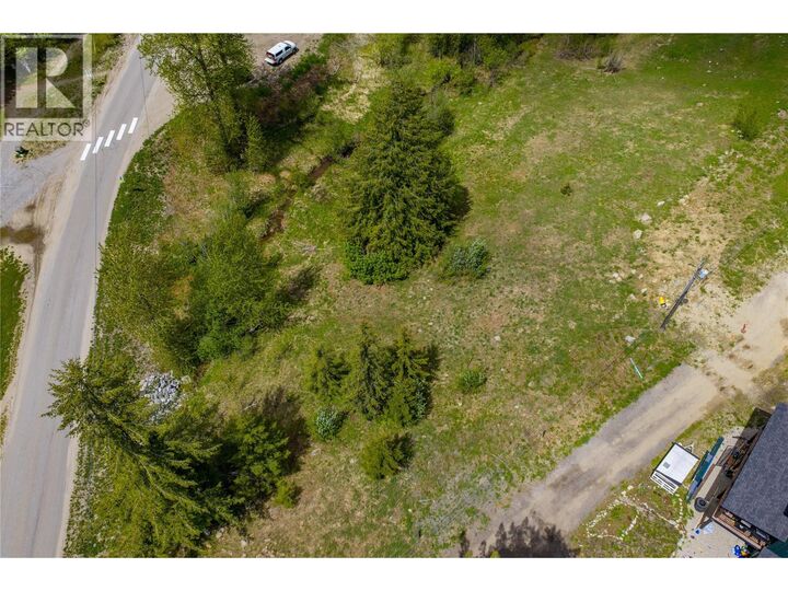 Property Photo:  201 Joliffe Way  BC V0G 1Y0 