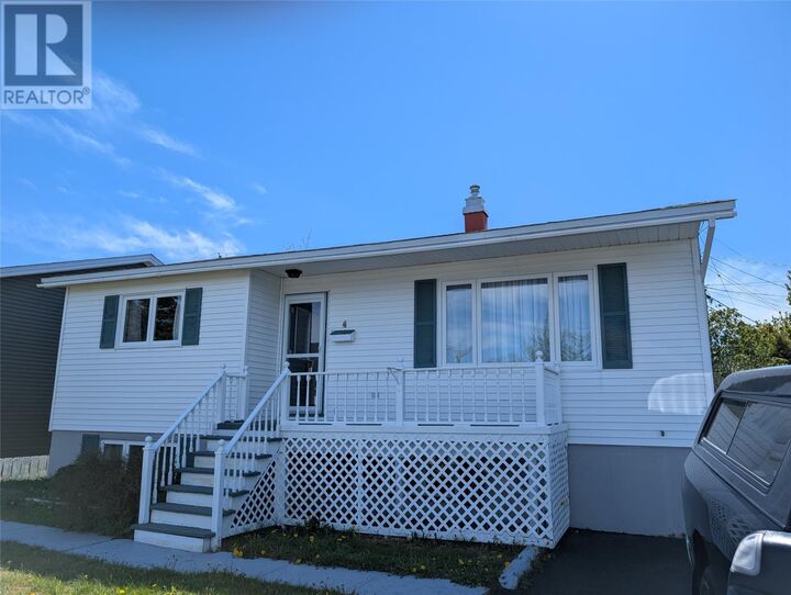 Property Photo:  4 Earhart Street  NL A1E 4C6 