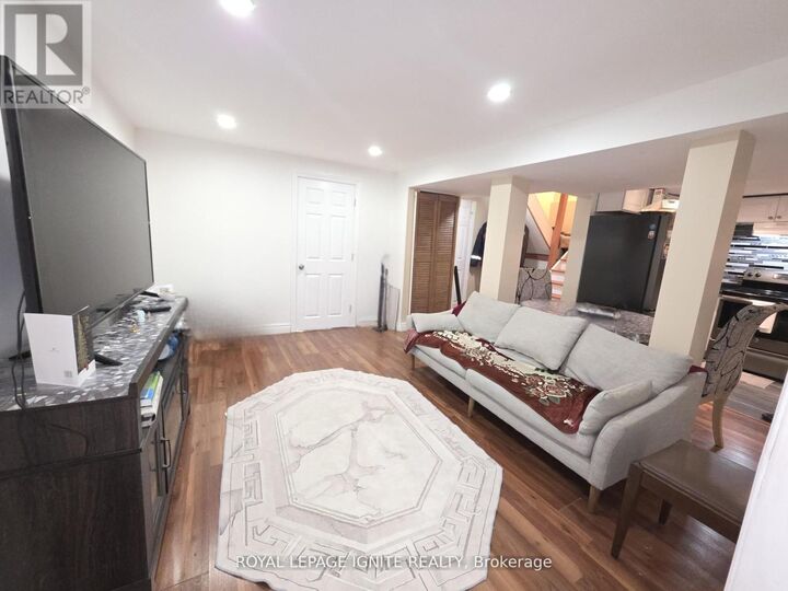 Property Photo:  54 Harley Drive Bsmt  ON L1S 5X4 
