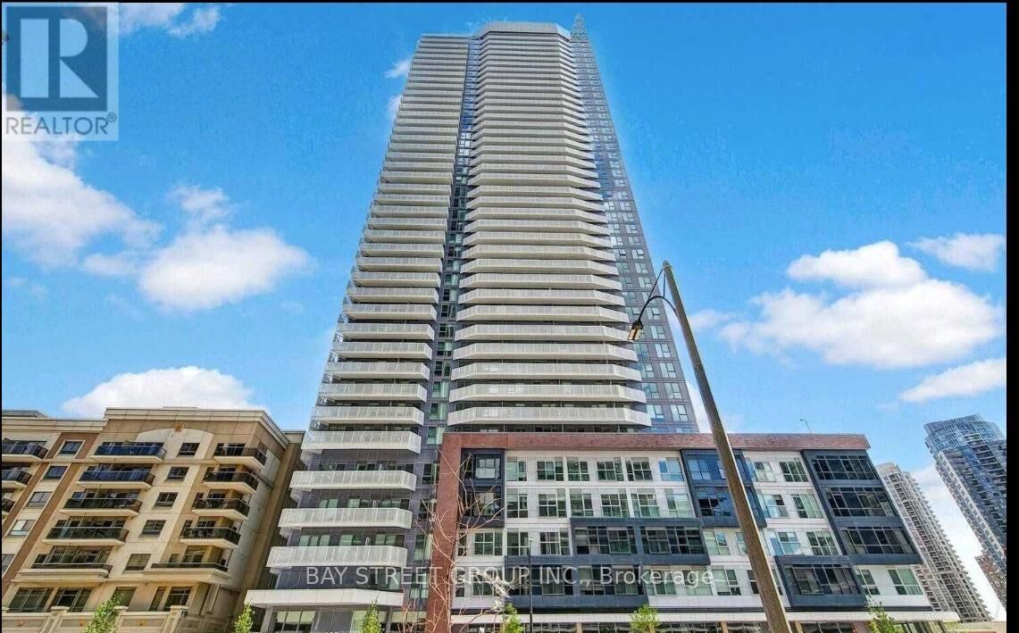 Property Photo:  4065 Confederation Parkway 3612  ON L5B 0G4 