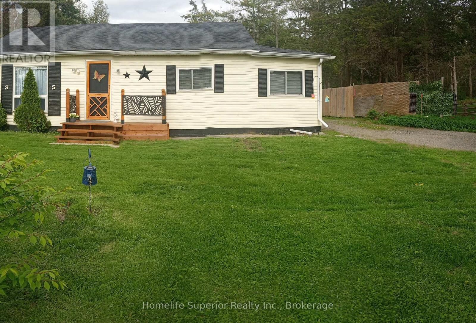 Property Photo: 977 County Rd 38 ON K0L 1L0