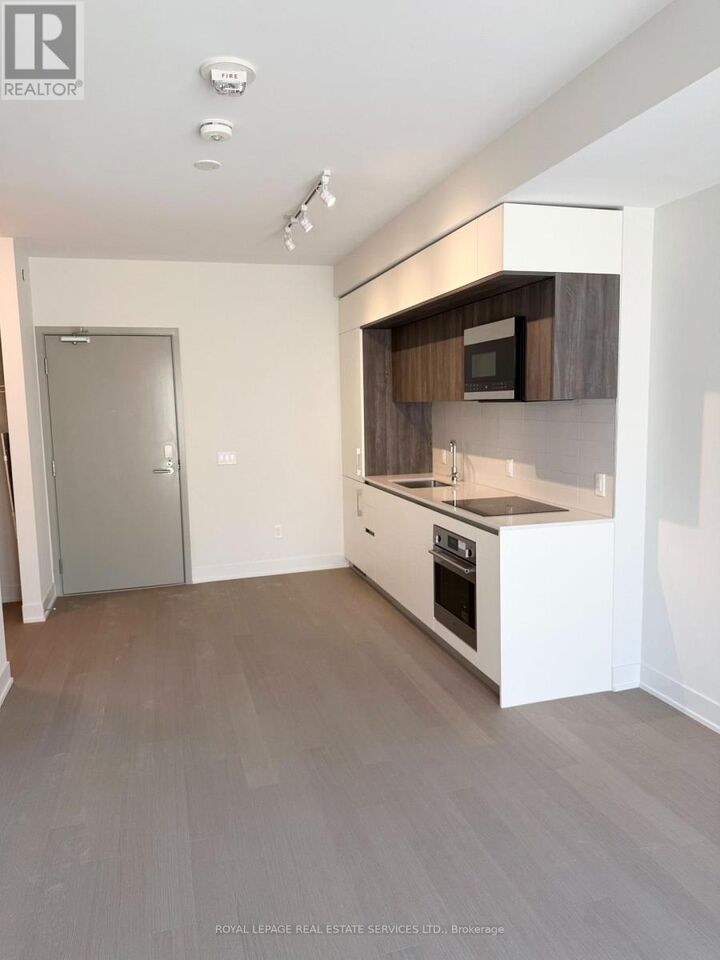 Property Photo: 322 Dupont Street 311 ON M5R 0E3