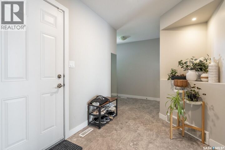 Property Photo:  4069 Delhaye Way  SK S4W 0N5 