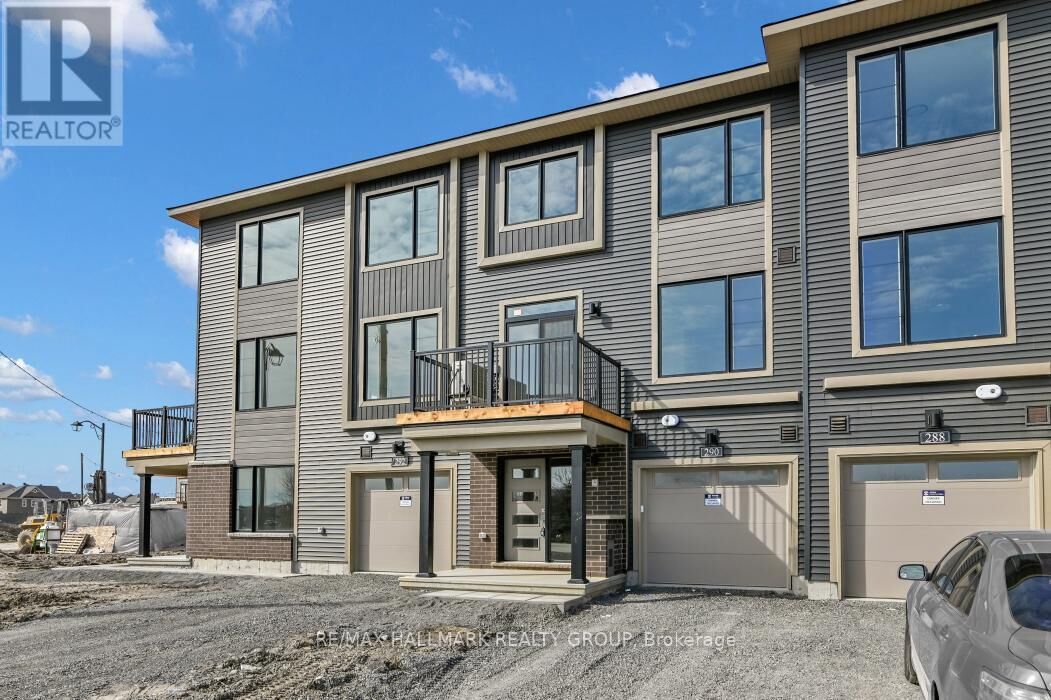 Property Photo:  290 Bankside Way  ON K2J 3M8 