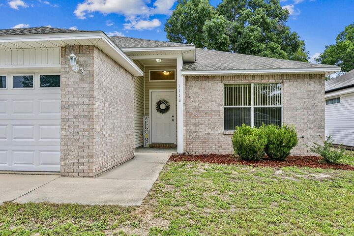 Property Photo: 1118 Ivey Terrace FL 32578