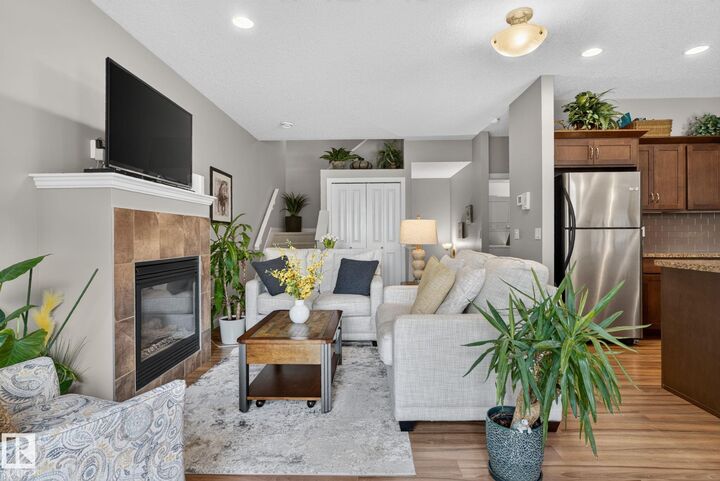 Property Photo: 7293 South Terwillegar Drive NW 91 AB T6R 0N5