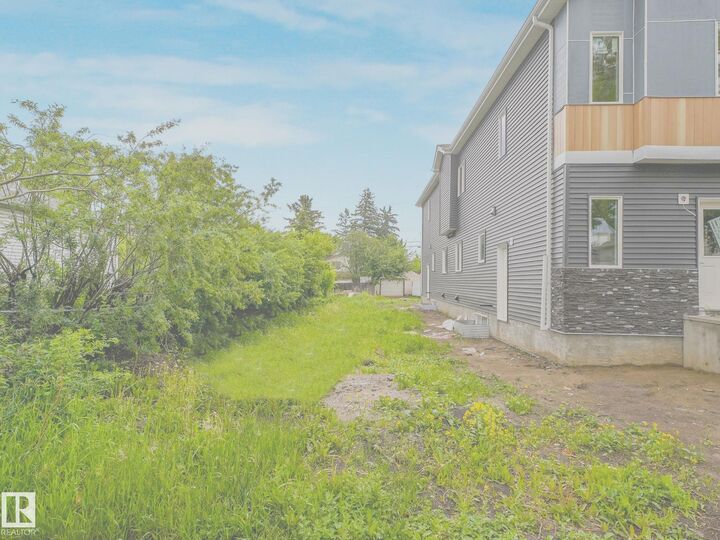 Property Photo:  12613 73 Street NW  AB T5A 3X1 