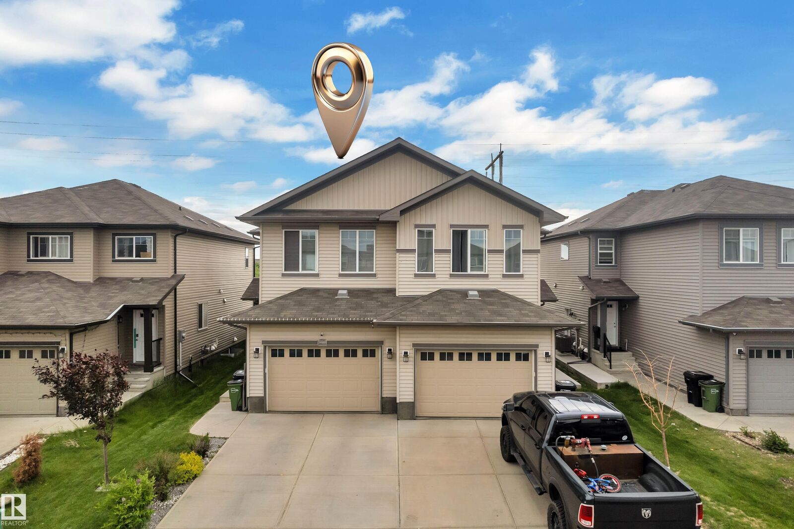 Property Photo:  1750 27 Street NW  AB T6T 2G5 