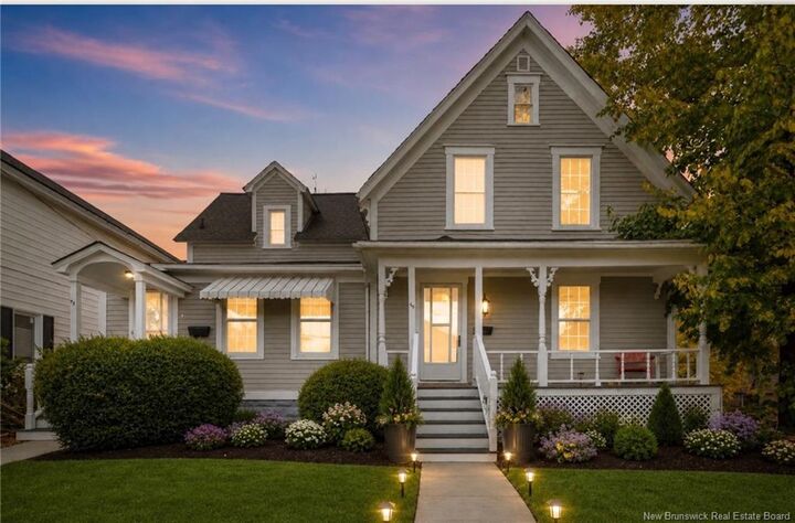 42-44 Edward — photo 1
