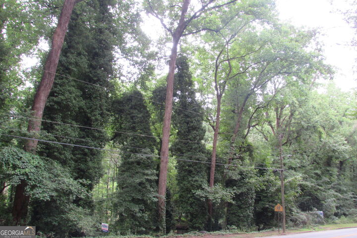 Property Photo: 3136 Collier Drive NW GA 30318