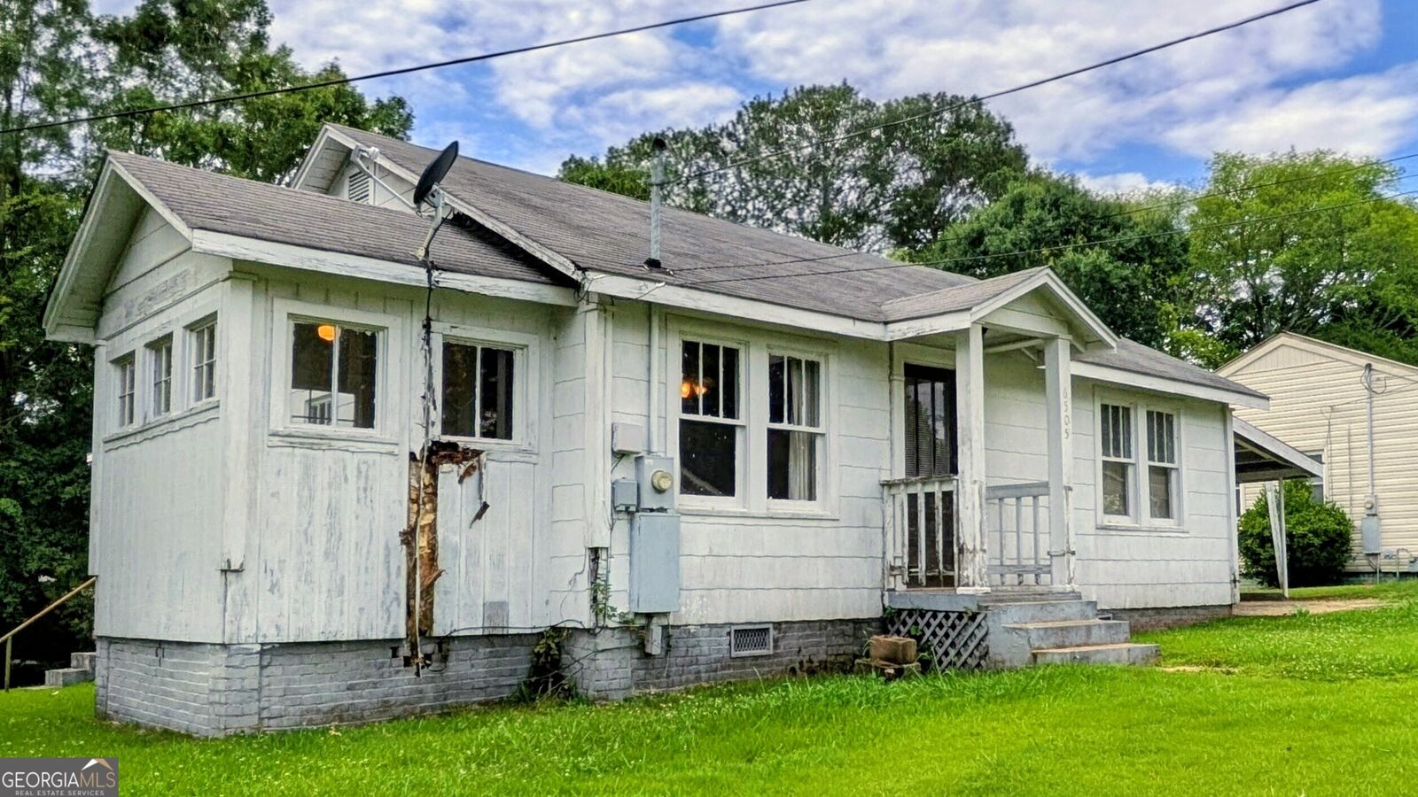 Property Photo:  6505 23rd Avenue  AL 36854 