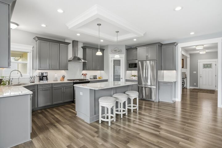Property Photo:  8605 Manor House Drive  IN 46373 