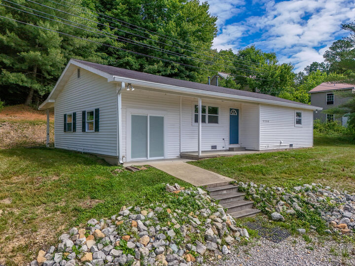 Property Photo: 2230 W U.s. 60 KY 40351