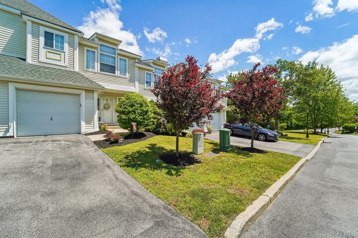 Property Photo:  186 Sara Lane  NY 12550 