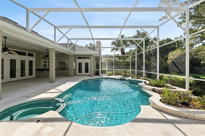 Property Photo: 241 Meadow Bay Court FL 32746