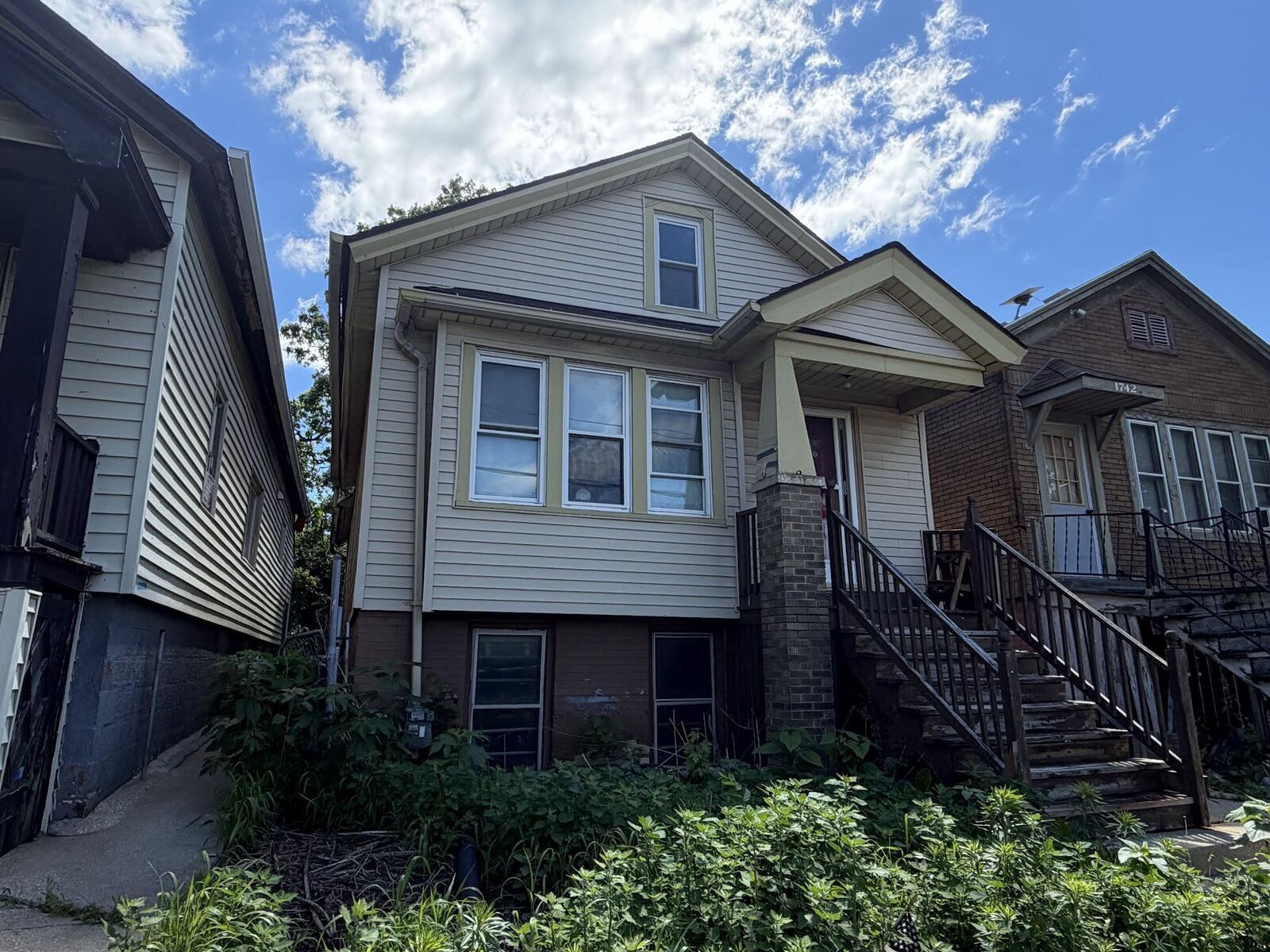 Property Photo: 1740 S 4th St WI 53204
