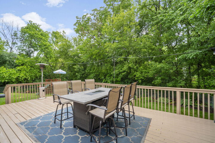 Property Photo: 2607 Lancaster Dr WI 53188