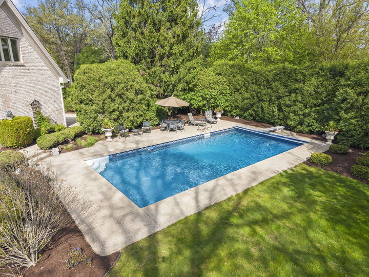 Property Photo:  1S370 Winfield Road  IL 60189 