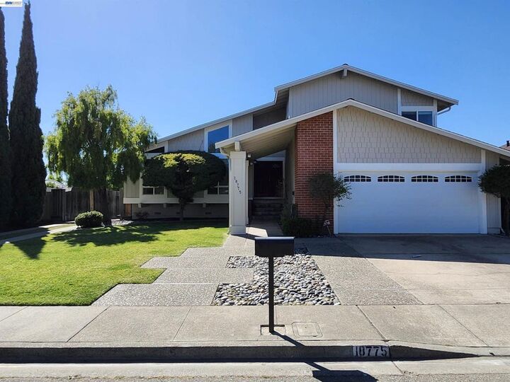 Property Photo: 18775 E Cavendish Dr CA 94552