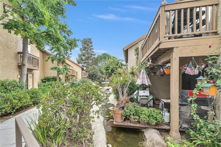 Property Photo: 326 Tangelo 323 CA 92618