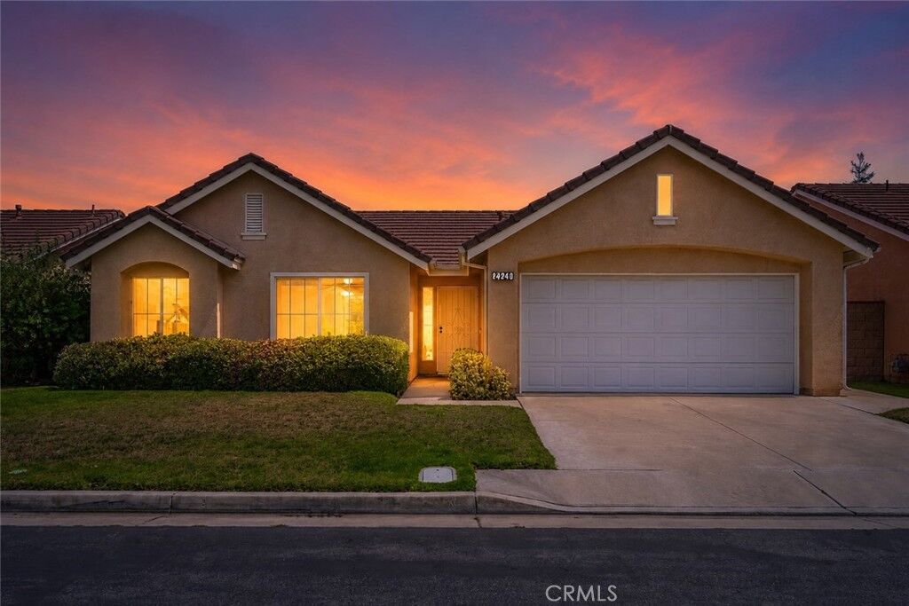 Property Photo: 2220 Glenwood Ave CA 92545