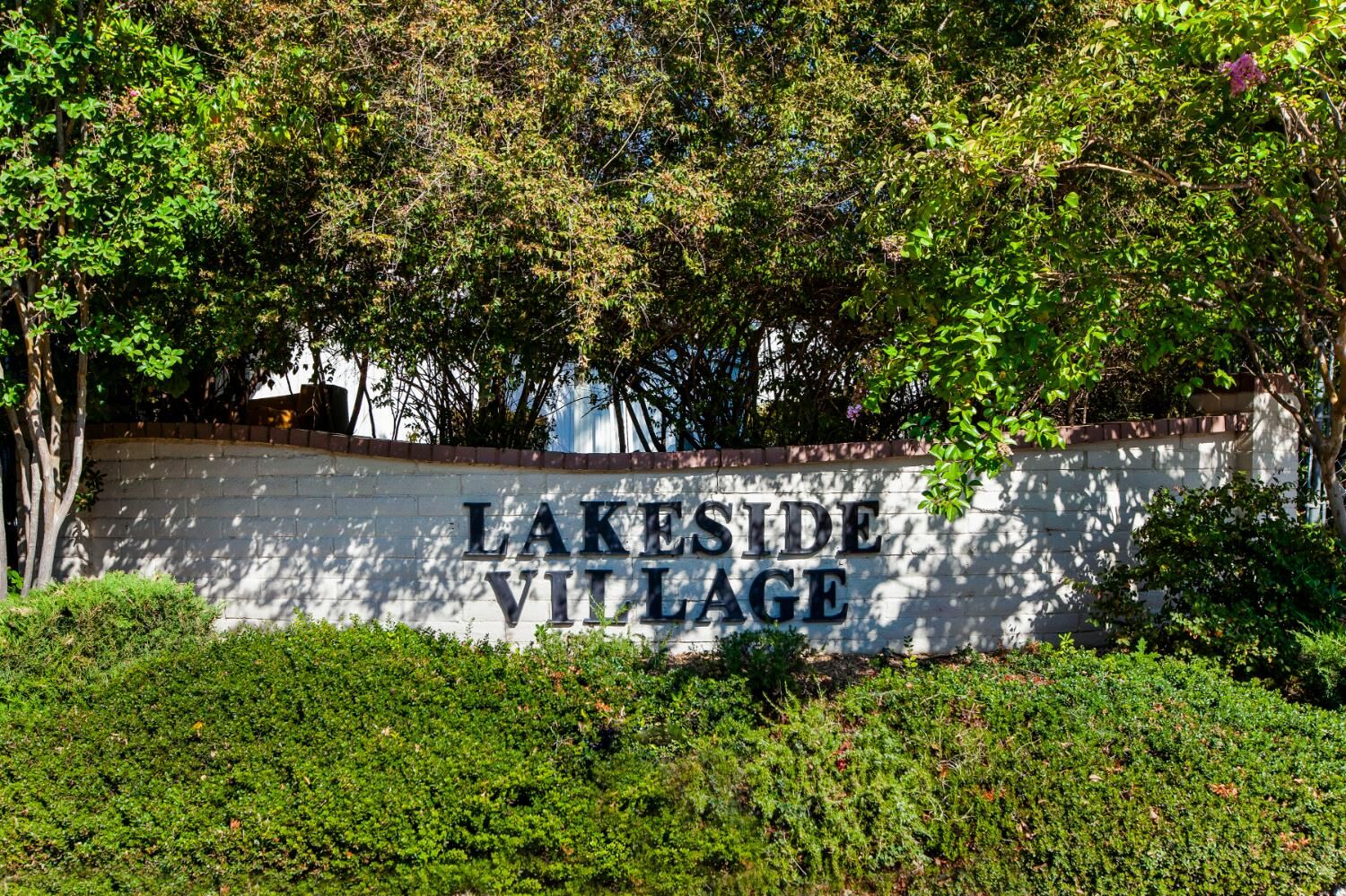 Property Photo: 315 Danielle Way CA 95630
