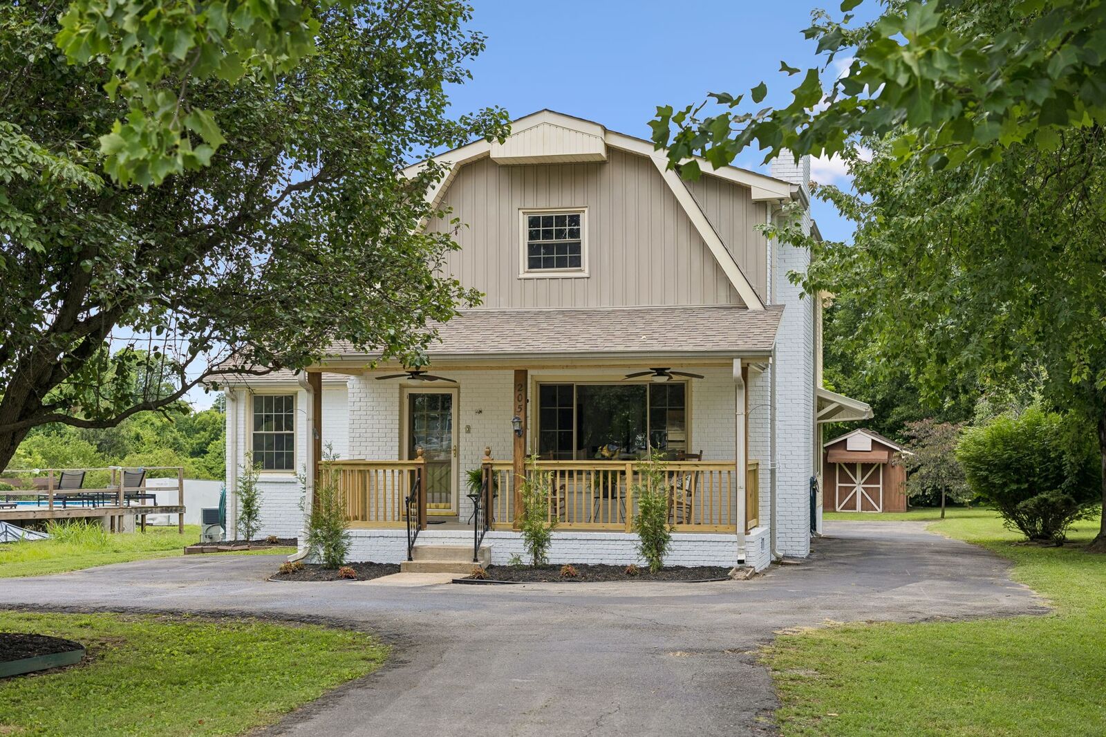 Property Photo: 205 Anthony Ave TN 37138