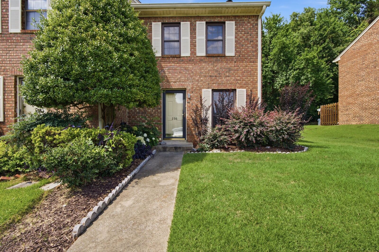 Property Photo: 236 Thistle Ln TN 37076