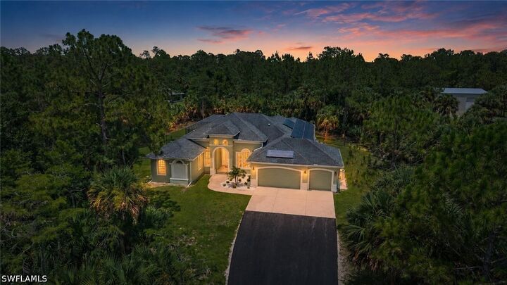 Property Photo: 410 17th Street SW FL 34117
