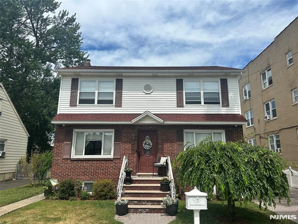 Property Photo:  65 Beech Street  NJ 07031 